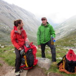 La fine équipe dans la montée pour le col.