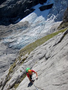 Dalle,soleil et glacier.
